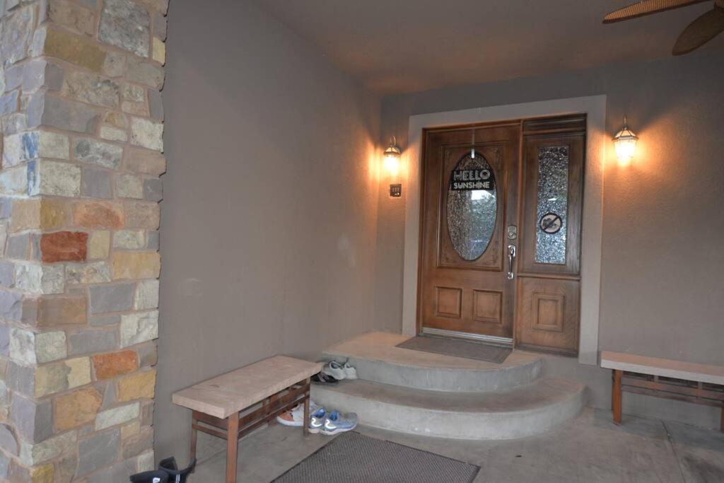 Tacit Shadow Resort Shangri-La King Suite, Gym, Coffee Bar, Hot-Tub, Free Laundry, Food Available Parowan Zewnętrze zdjęcie